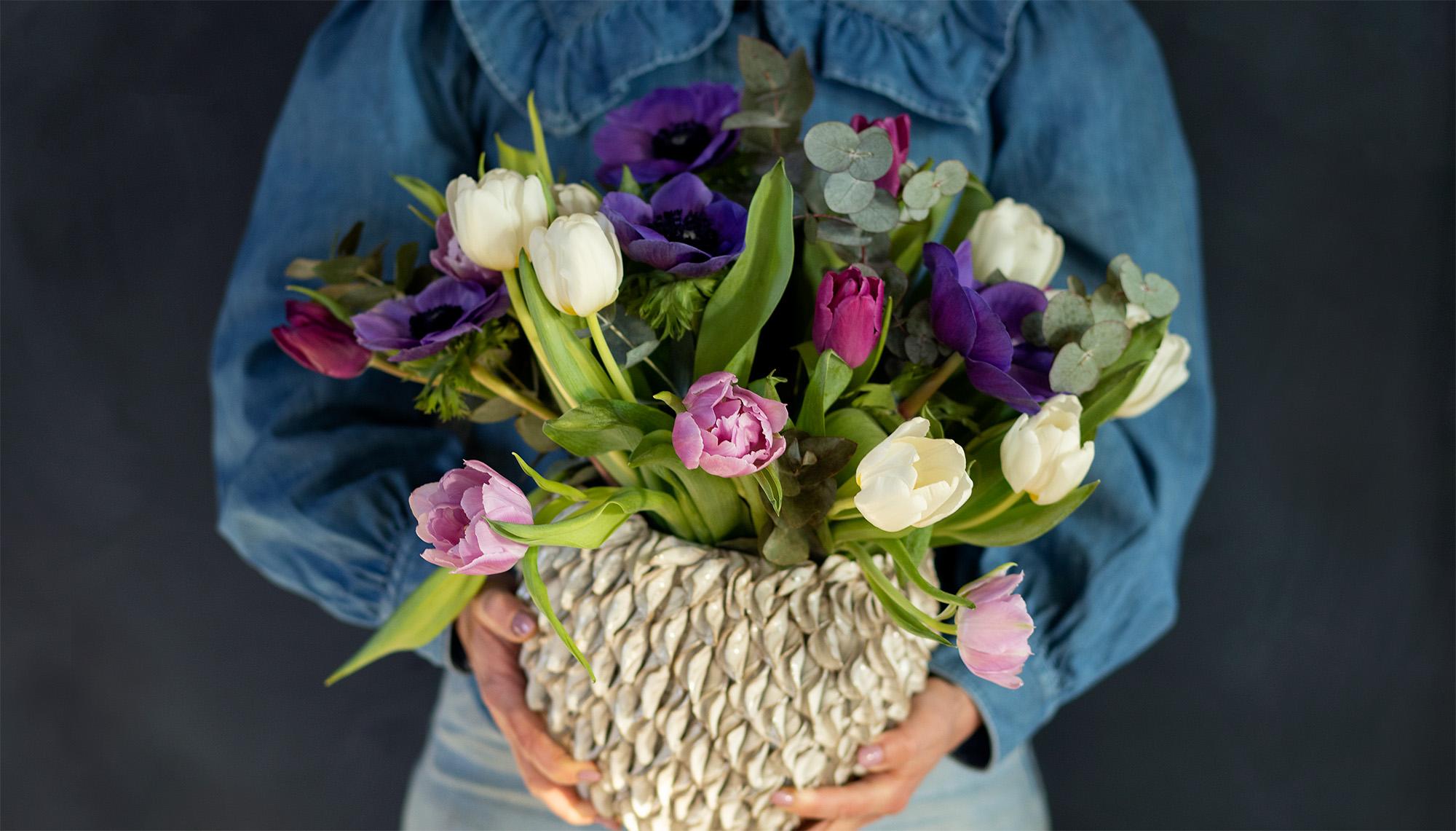 Blommor och blombud – Interflora